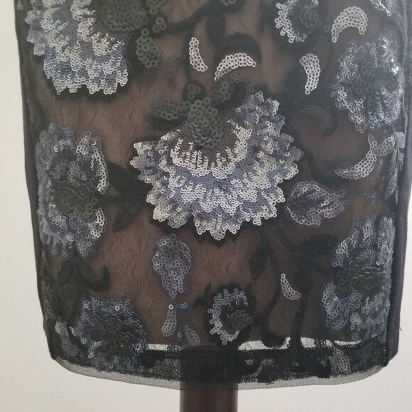 BCBG MaxAzria Pencil Skirt, Sequins Size S, like new - Picture 6 of 15